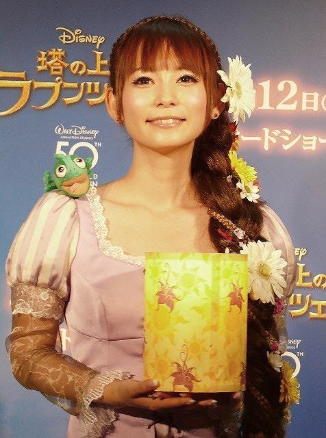 2011年3月公開の

ディズニー映画『塔の上のラプンツェル』で、中川翔子さんは主人公のラプンツェルの日本語吹き替えを担当！挿入歌も歌っています。