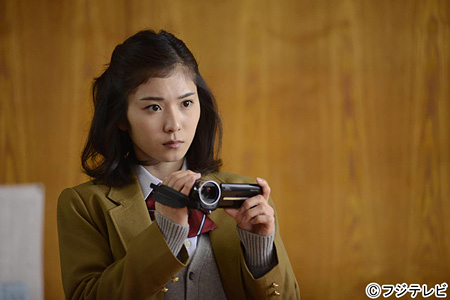 松岡茉優さんは2015年4月の20歳の時には、フジテレビのドラマ『She』で連ドラ初主演！